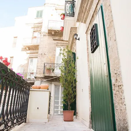 Old Town 巴里