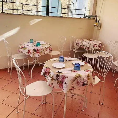 Old Town Bed & Breakfast Bari